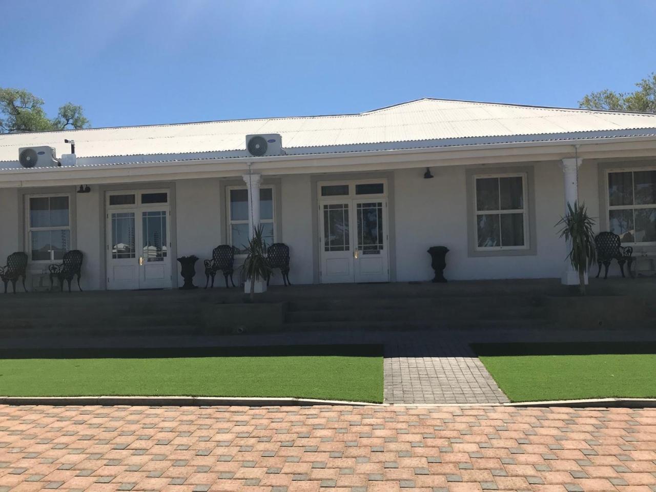 French Karoo Guesthouse Beaufort West Exteriör bild